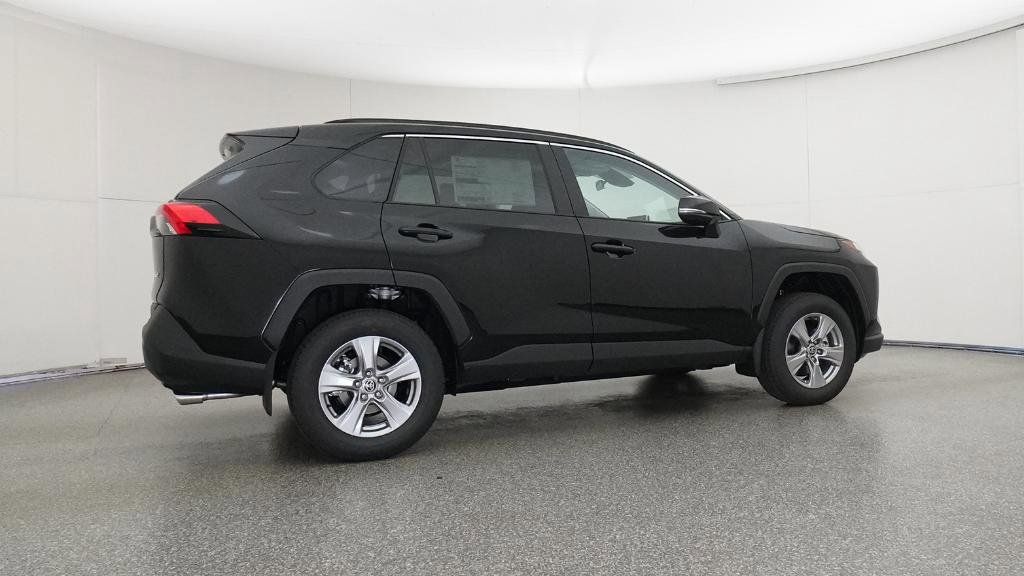 Thumbnail: 2025 Toyota RAV4 - 16