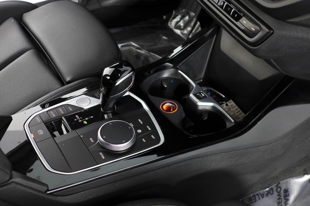 Thumbnail: 2022 BMW 2 Series - 15