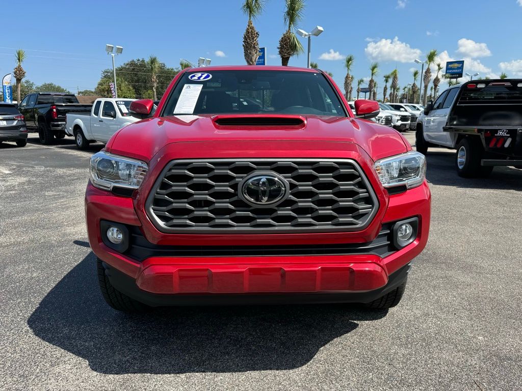 2021 Toyota Tacoma TRD Sport 3