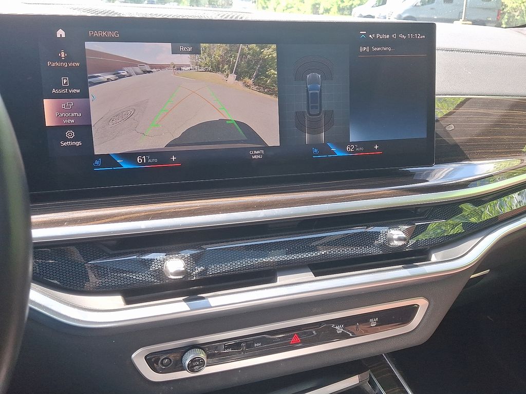 2023 BMW X7 xDrive40i 17