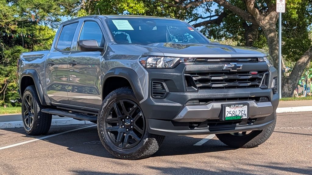 Used 2025 Chevrolet Colorado Trail Boss 4D Crew Cab