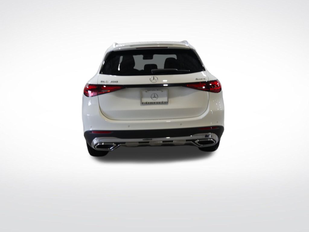 Thumbnail: 2026 Mercedes-Benz GLC - 4
