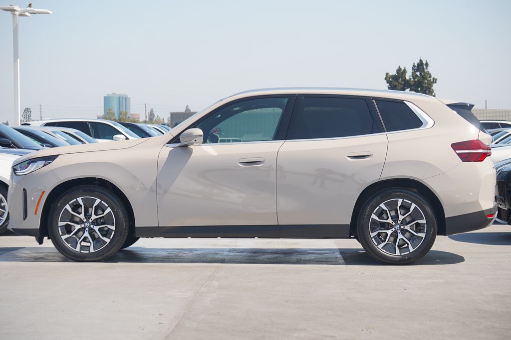 Thumbnail: 2025 BMW X3 - 4