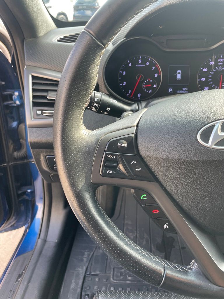 Used Car 2017 Hyundai Veloster  Turbo For Sale Under $10,000 In Georgetown, Texas