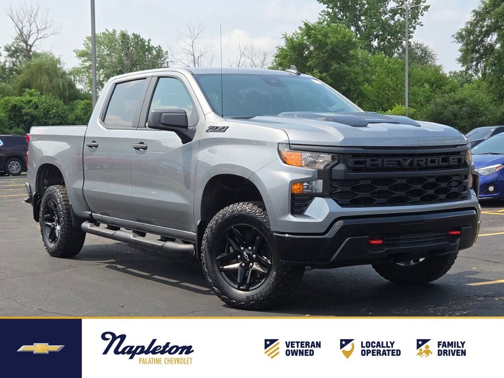 2023 Chevrolet Silverado 1500 Custom Trail Boss Crew Cab 4WD