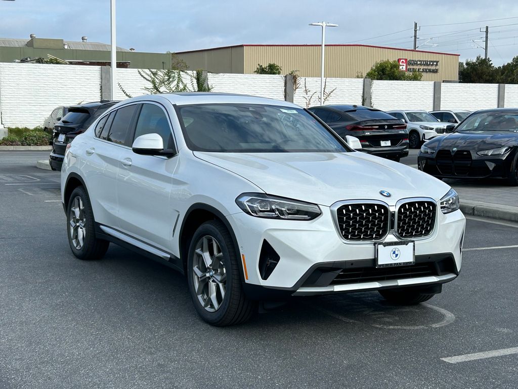 2025 BMW X4 xDrive30i 7