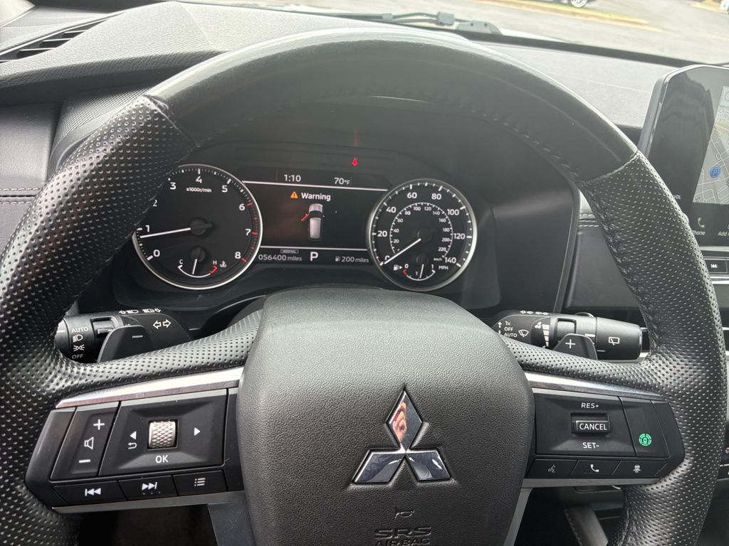 Used Car 2024 Mitsubishi Outlander  Se For Sale Under $25,000 In Austin, Texas