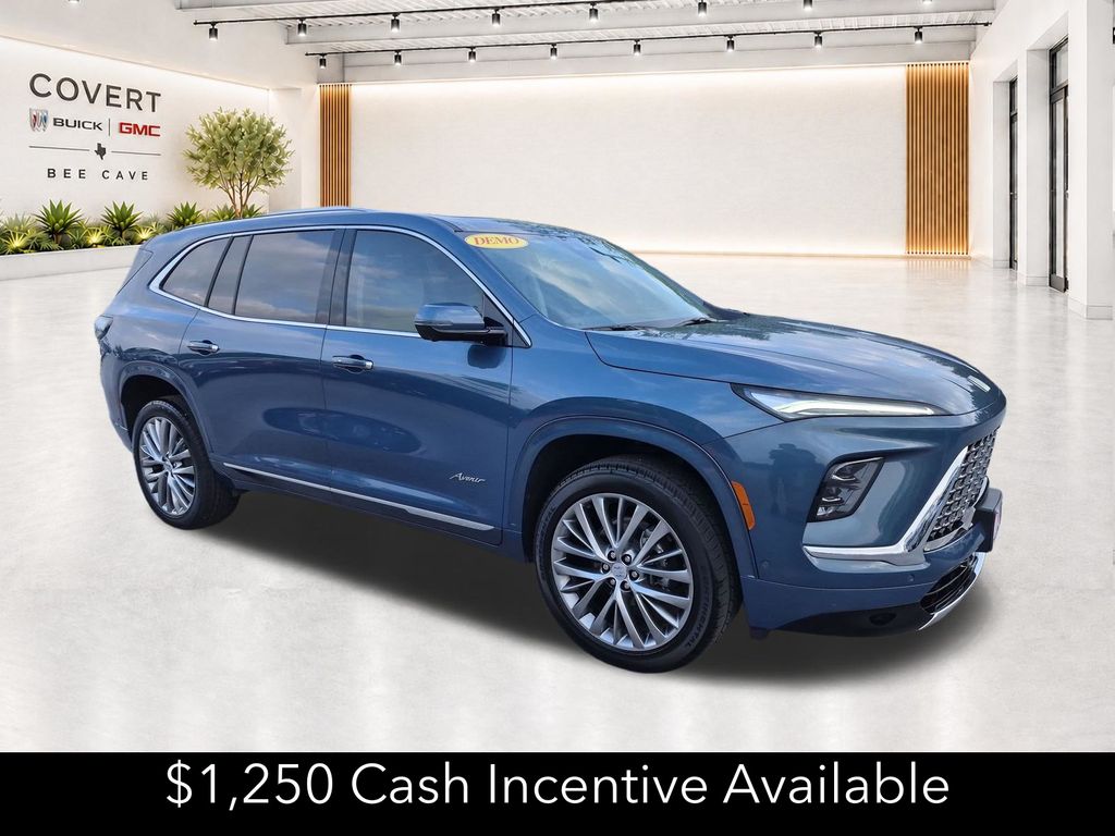 2026 Buick Enclave Azul (Ocean Blue Metallic) SUV/Crossover Tracción delantera 8 velocidades Automática