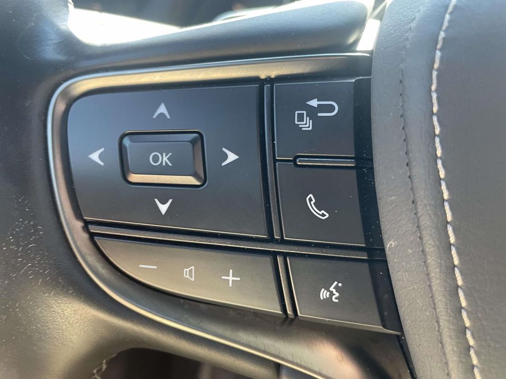 Used 2021  Lexus 500 upgraded interior pkg image 17