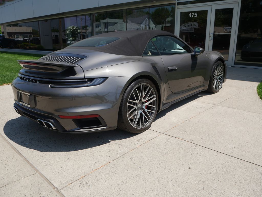 Thumbnail: 2022 Porsche 911 - 7
