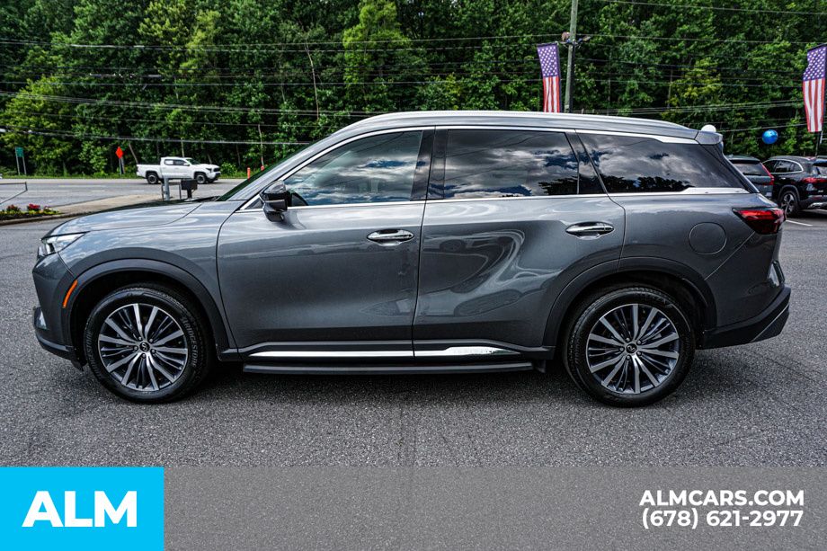 Used 2024 Gray INFINITI Sensory image 7