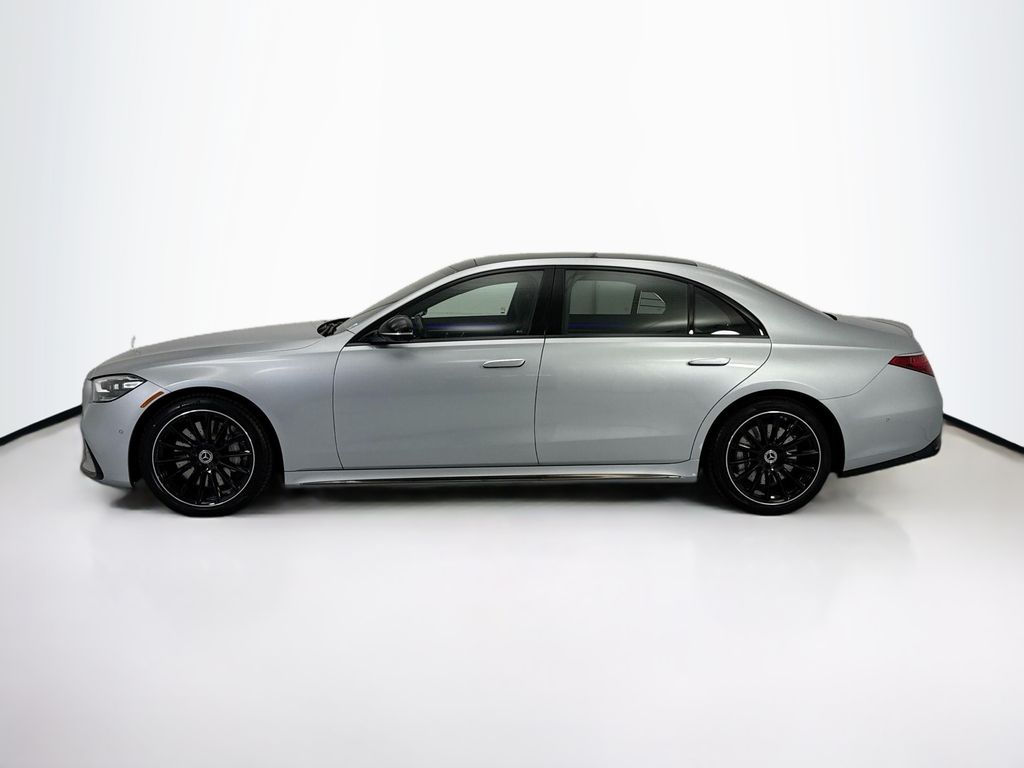 Thumbnail: 2026 Mercedes-Benz S-Class - 8