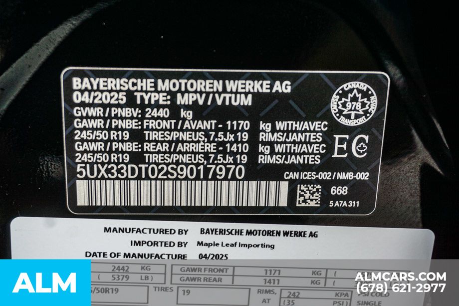 Used 2025 Black BMW xDrive30i image 59