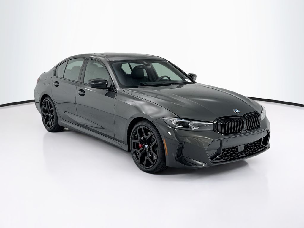 Thumbnail: 2026 BMW 3 Series - 3