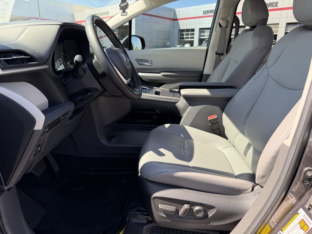 Used 2024 Toyota Sienna Van