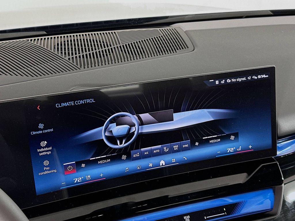 Thumbnail: 2025 BMW i5 - 14