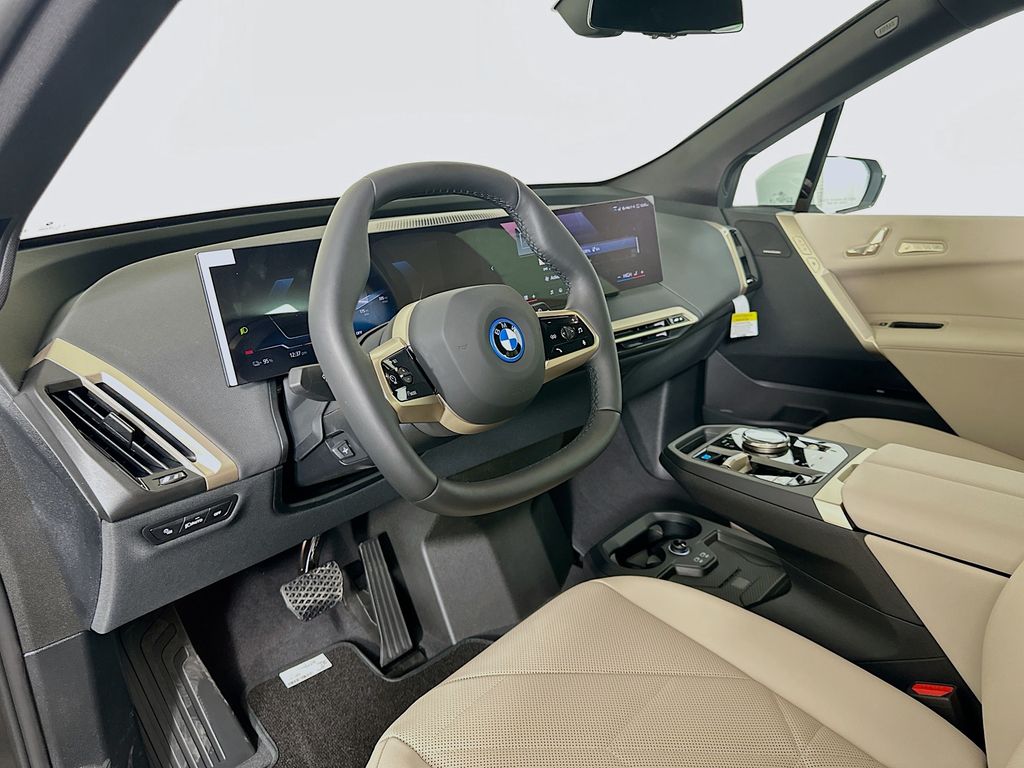 2025 BMW iX xDrive50 9