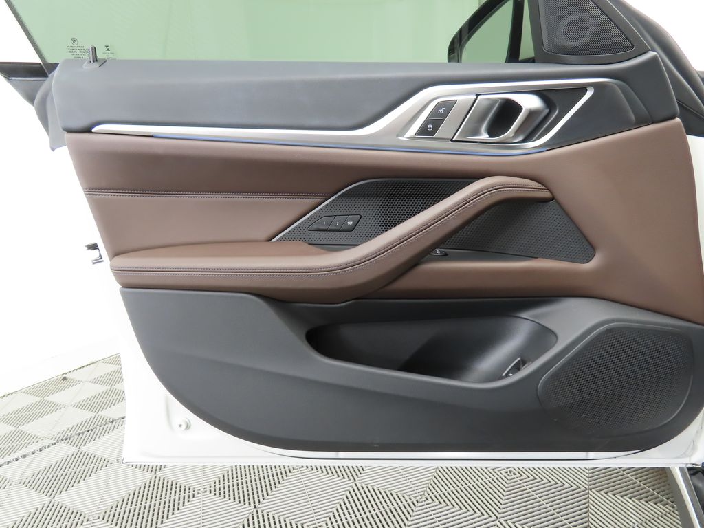 2022 BMW i4 eDrive40 24