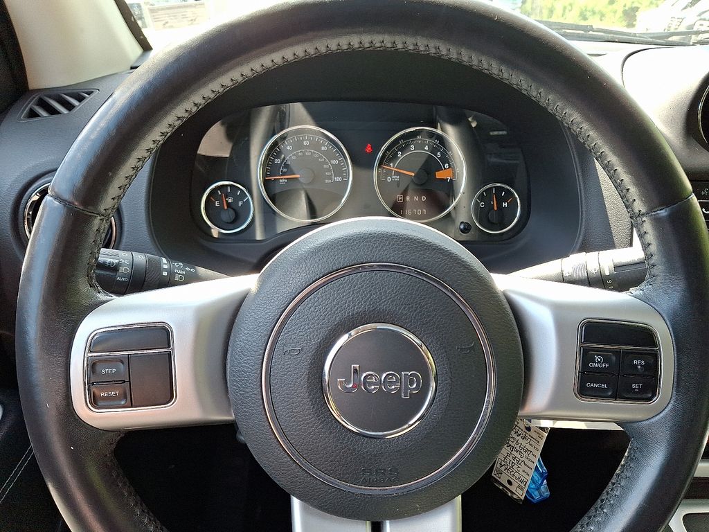 Thumbnail: 2017 Jeep Compass - 18