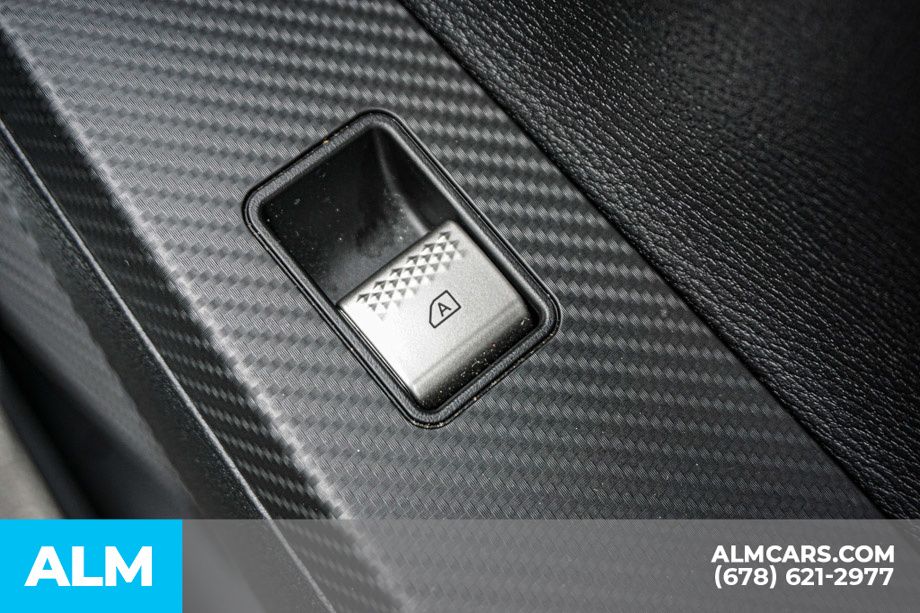 Used 2025 Silver Mitsubishi SE image 58
