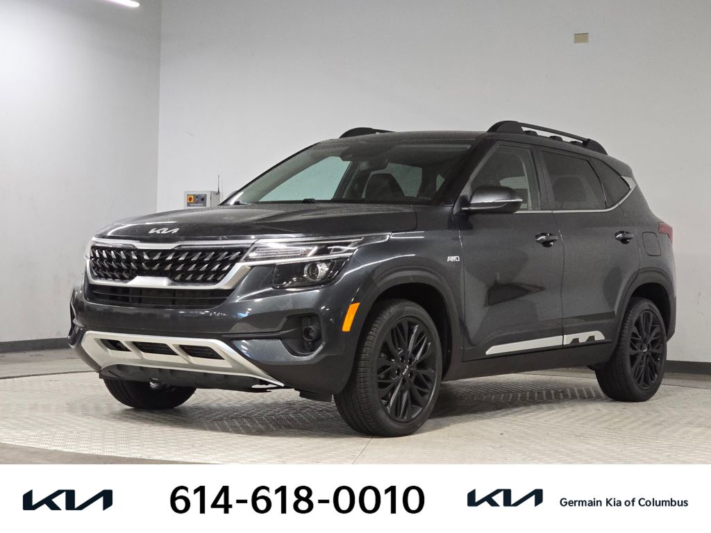 Gravity Gray 2023 Kia Seltos SUV / Crossover All-Wheel Drive 7-Speed Automatic