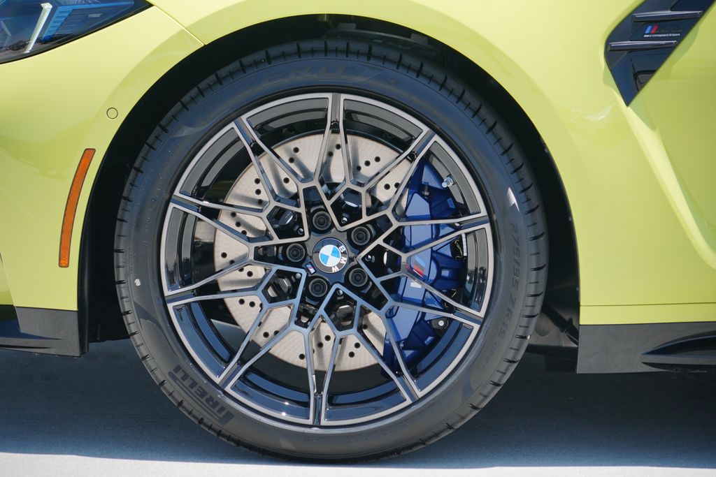 Thumbnail: 2027 BMW M3 - 5