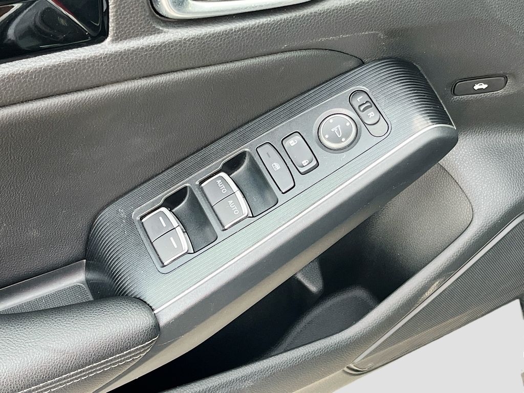 Used 2024 Blue Honda Touring image 18