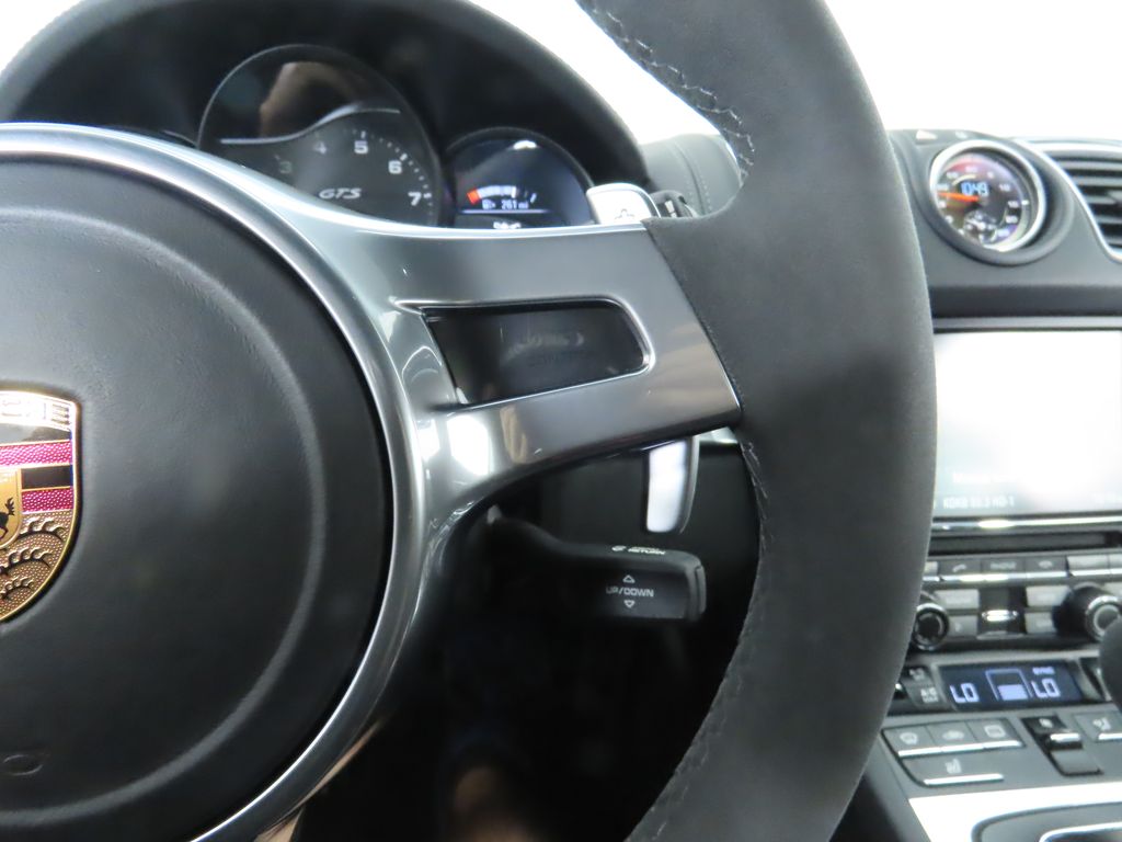 Thumbnail: 2016 Porsche Cayman - 12