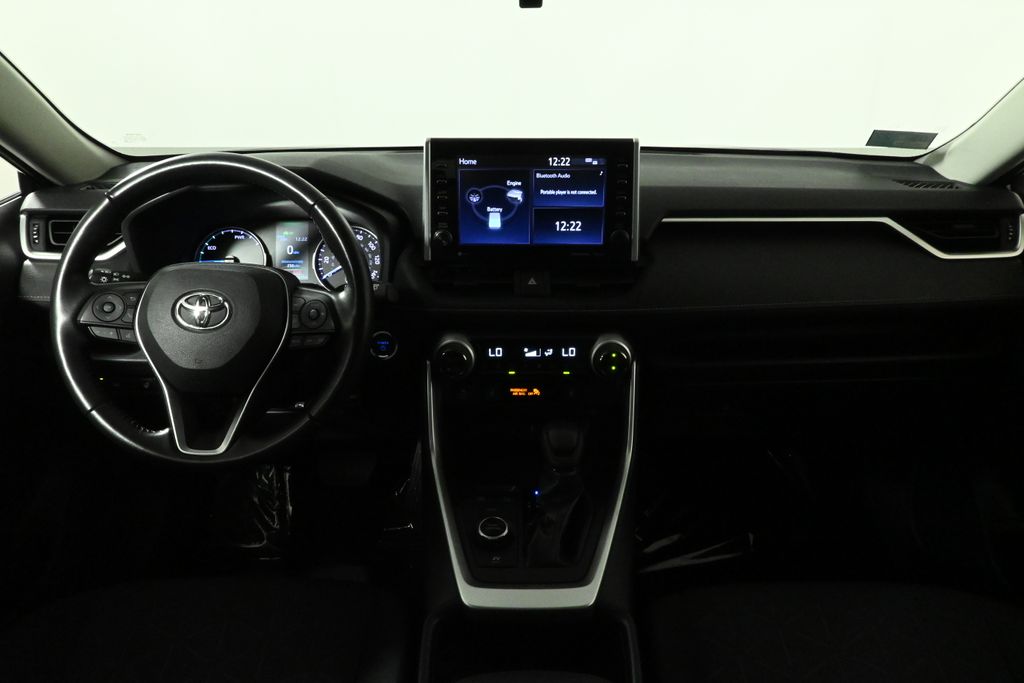 Thumbnail: 2022 Toyota RAV4 - 17