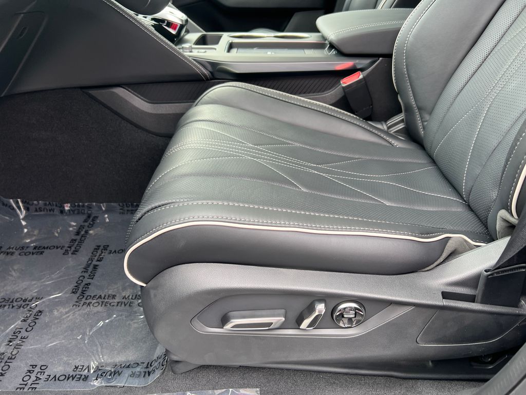 Thumbnail: 2026 Acura MDX - 15