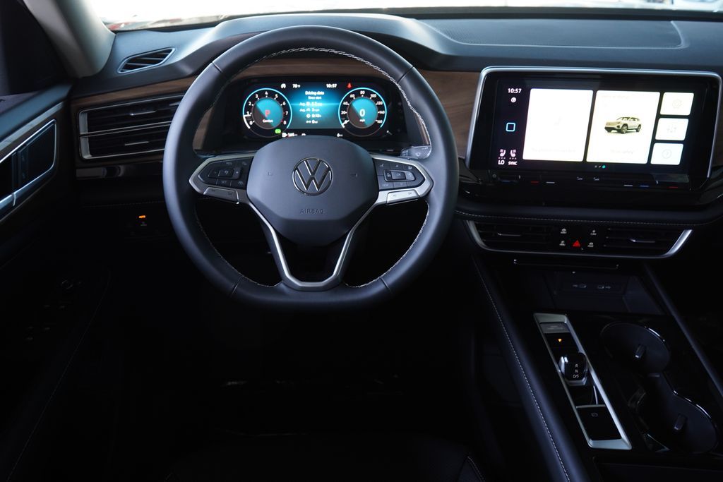 Thumbnail: 2026 Volkswagen Atlas - 10