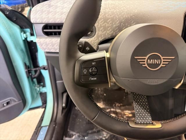 Thumbnail: 2026 MINI Cooper - 12