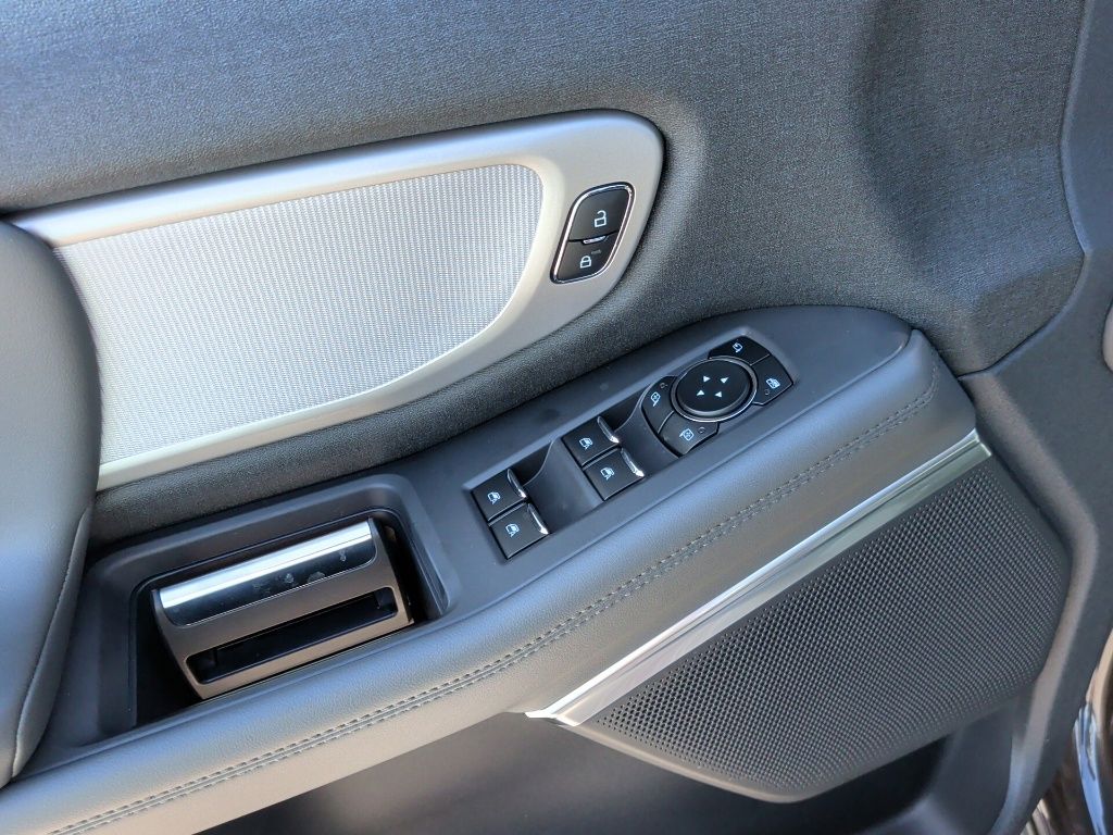 2026 Ford Expedition Active - 10