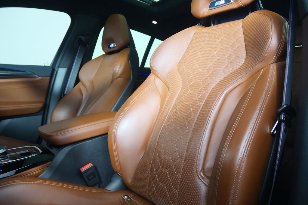 Thumbnail: 2024 BMW X4 - 11