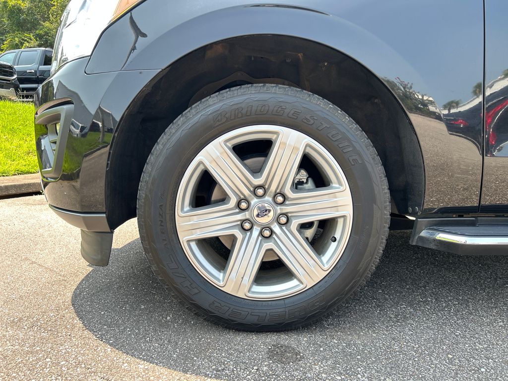 Certified Used 2019 Black Ford XLT image 7