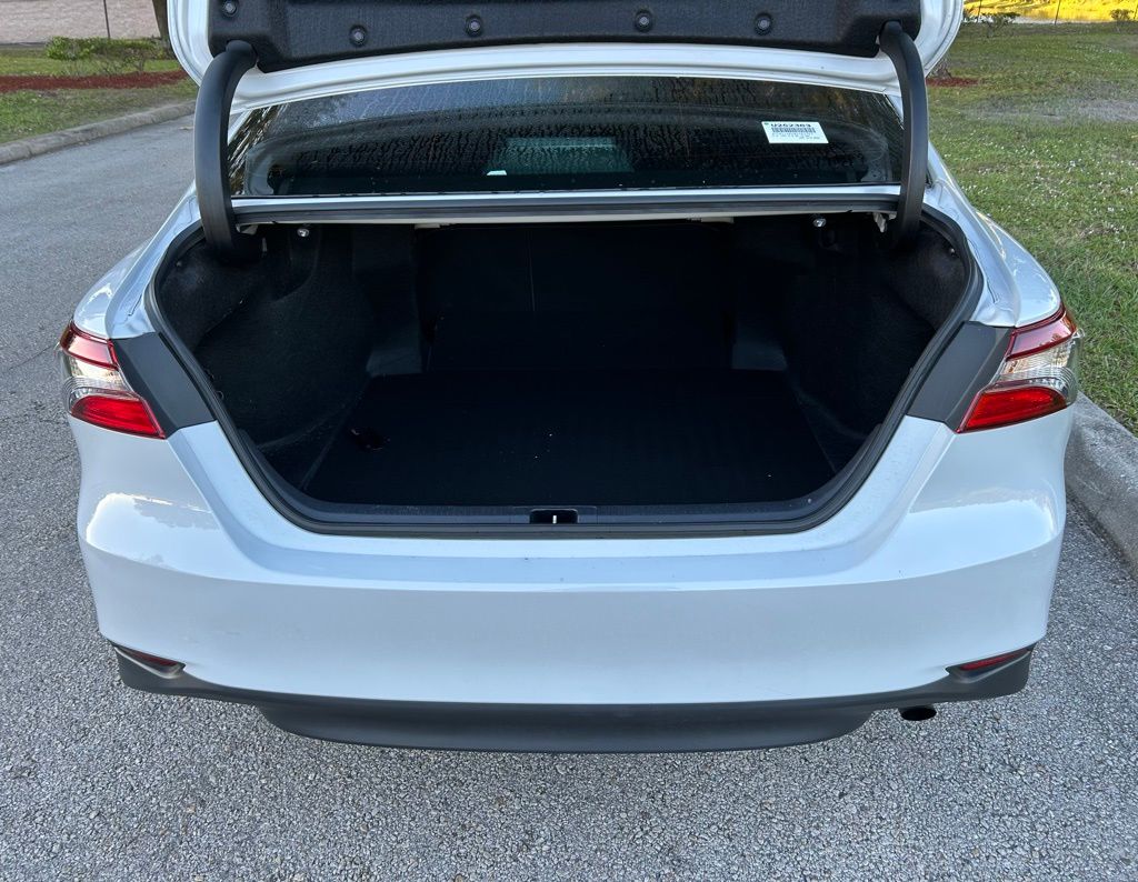 Thumbnail: 2024 Toyota Camry - 10