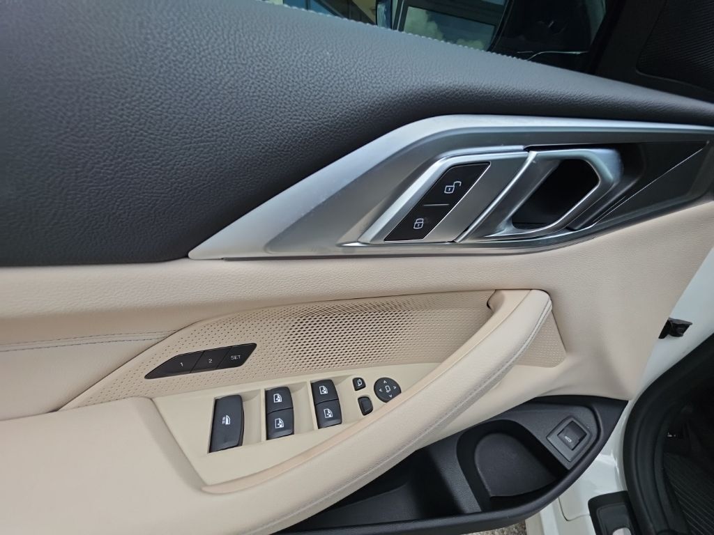 Used 2024 White BMW 430i image 15