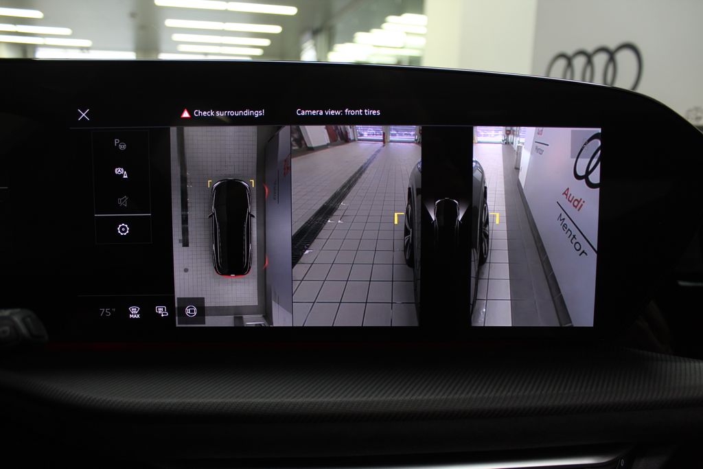 Thumbnail: 2025 Audi SQ5 - 23