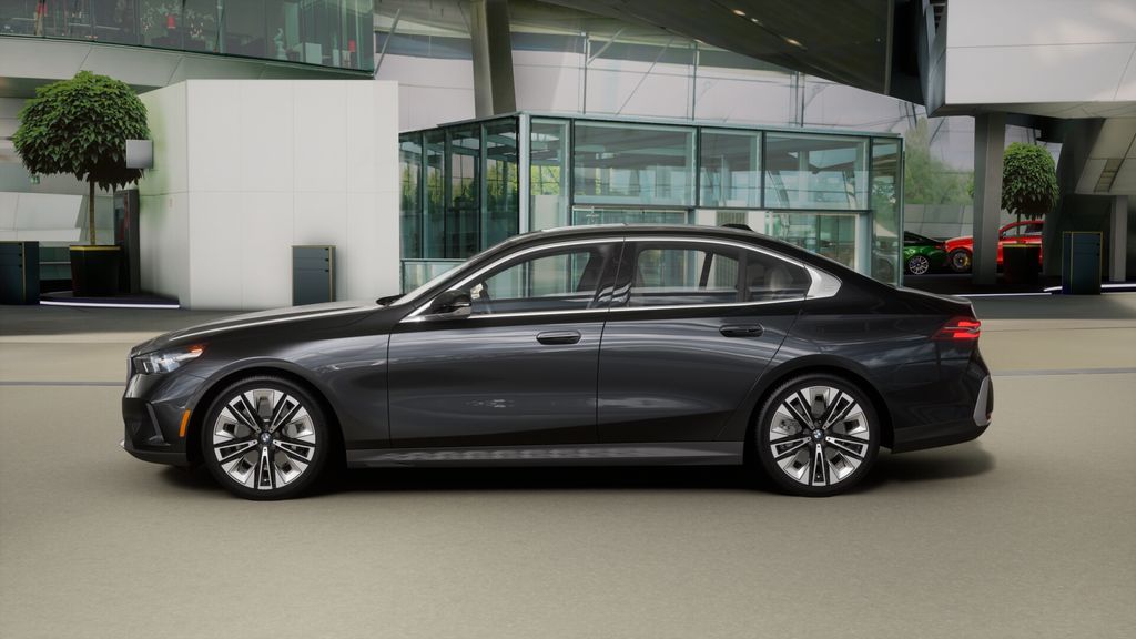 Thumbnail: 2026 BMW 5 Series - 30