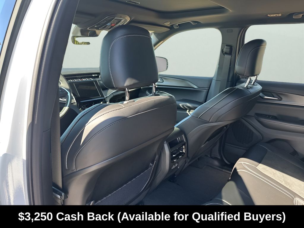 New Car 2025 Jeep Grand Cherokee  For Sale Under $40,000 In Austin, Texas