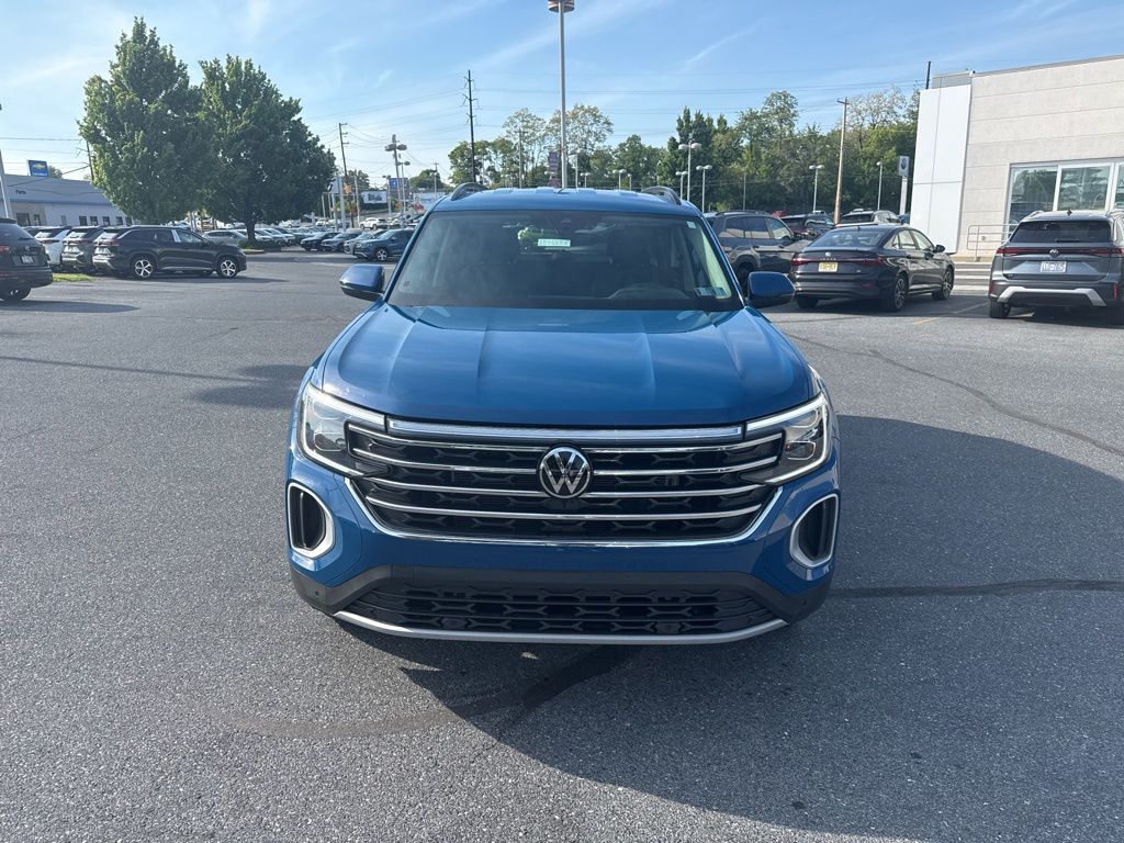 2025 Volkswagen Atlas 2.0T SE w/Technology Blue at Subaru and VW of Moon Township