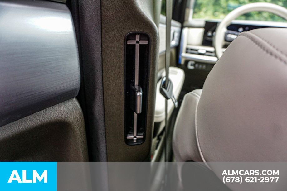 Used 2025 Gray Hyundai Calligraphy image 33