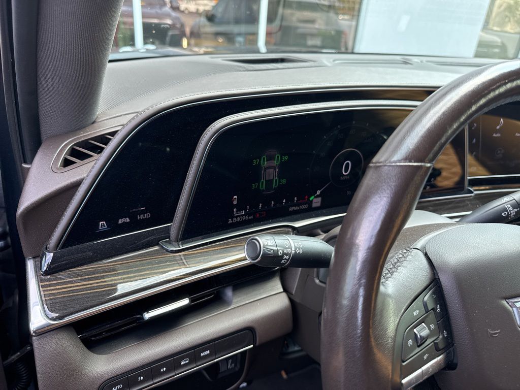 2021 Cadillac Escalade ESV Premium Luxury photo 7