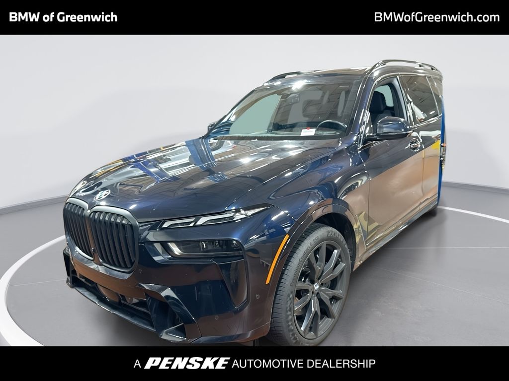 2023 BMW X7 xDrive40i Hero Image