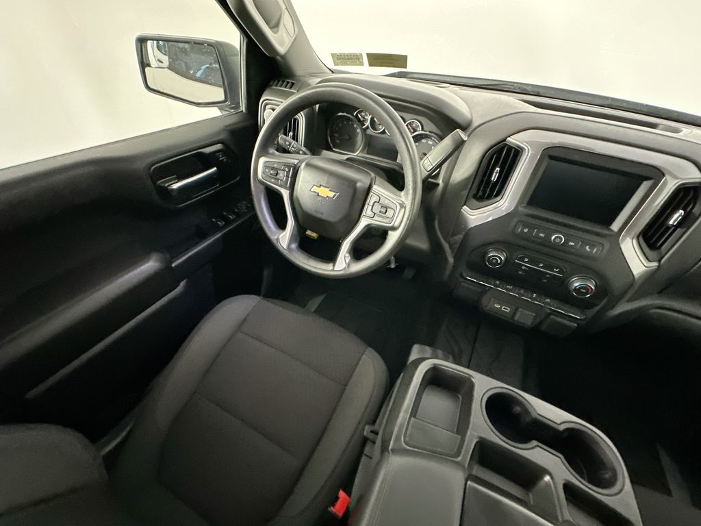 ChevroletSilverado 1500 LTD9
