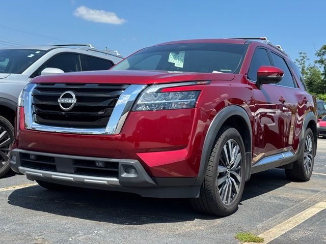 Used 2022 Nissan Pathfinder SUV