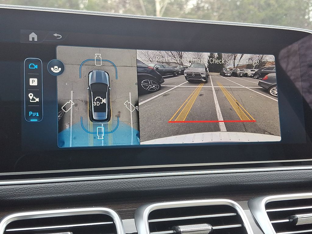 Thumbnail: 2026 Mercedes-Benz GLE - 14