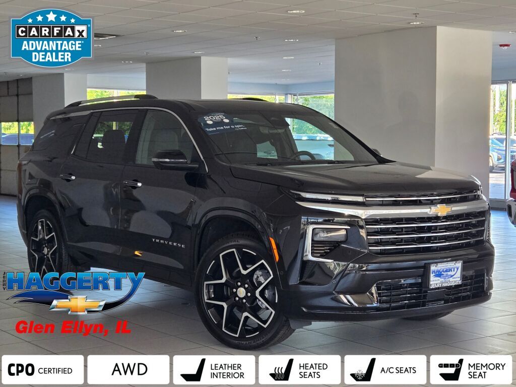 2025 Chevrolet Traverse Negro (Mosaic Black Metallic) SUV/Crossover Todo terreno 8 velocidades Automática