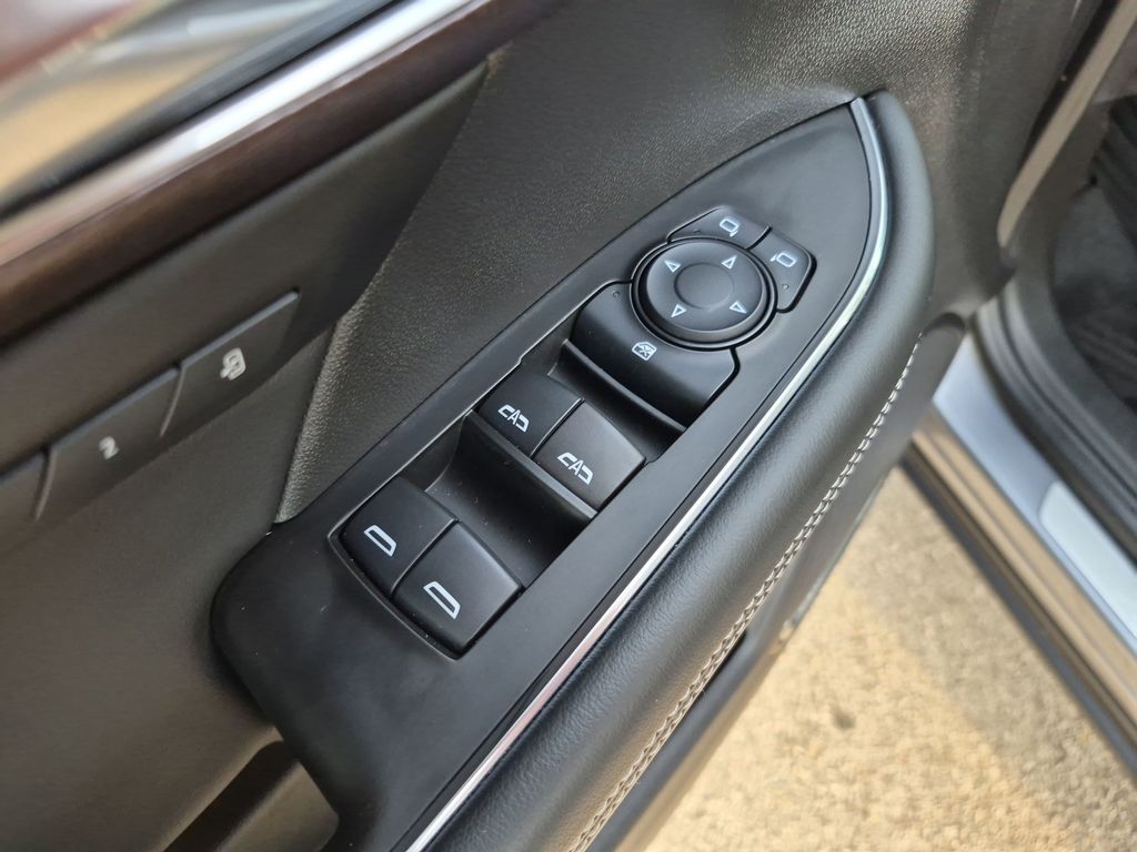 Used Car 2021 Buick Envision  Avenir For Sale Under $25,000 In Austin, Texas