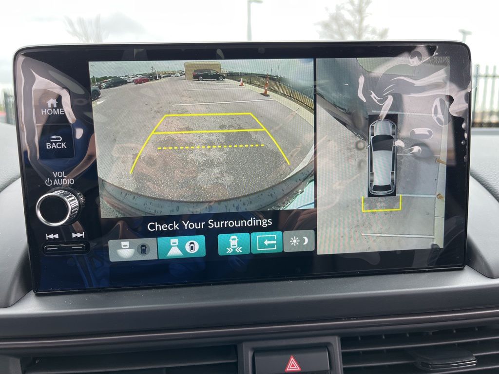 Thumbnail: 2025 Honda Pilot - 27